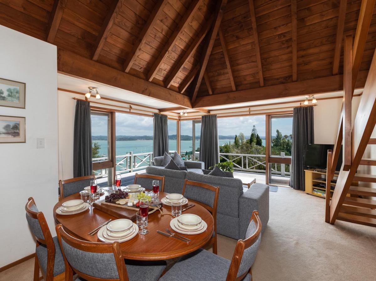 Te Maiki Escape - Russell Holiday Home Kültér fotó